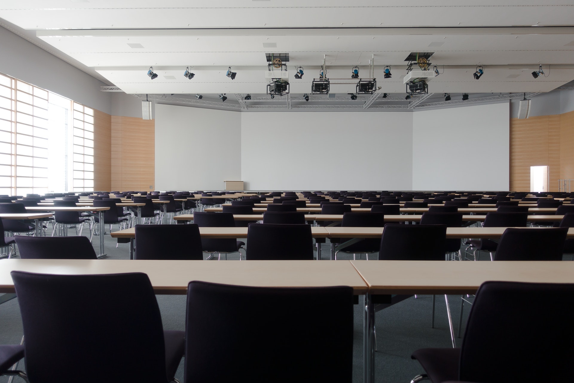 Mataró In Informàtica Empresarial, S.L, educación y formación en Mataró